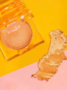 Beauty For Certain  Cream Highlighter: #08